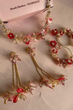 Rhea resin jewellery
