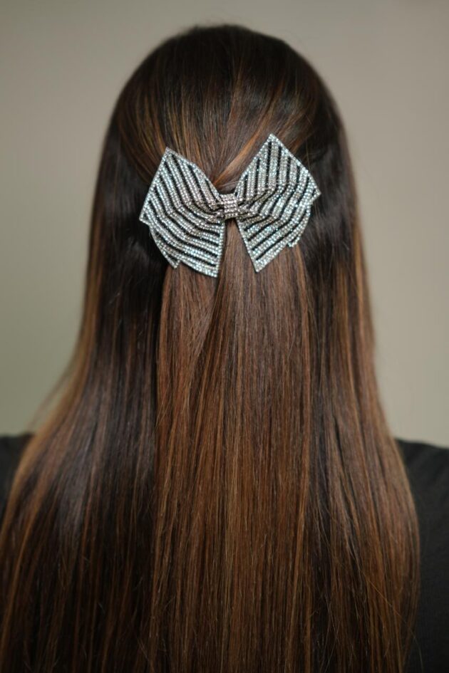 Alma hair bow