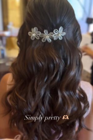 Flora hair pins