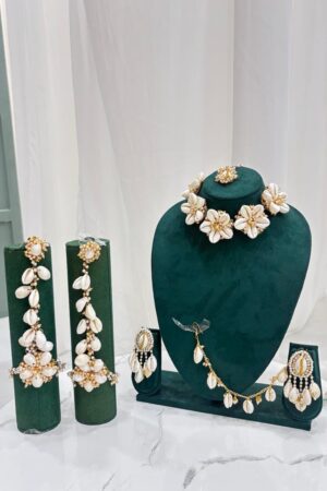 Kaia Embroidered Jewellery