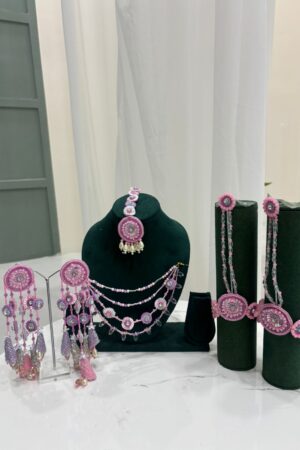 Eesha Embroidered jewellery