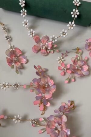 Flora resin jewellery